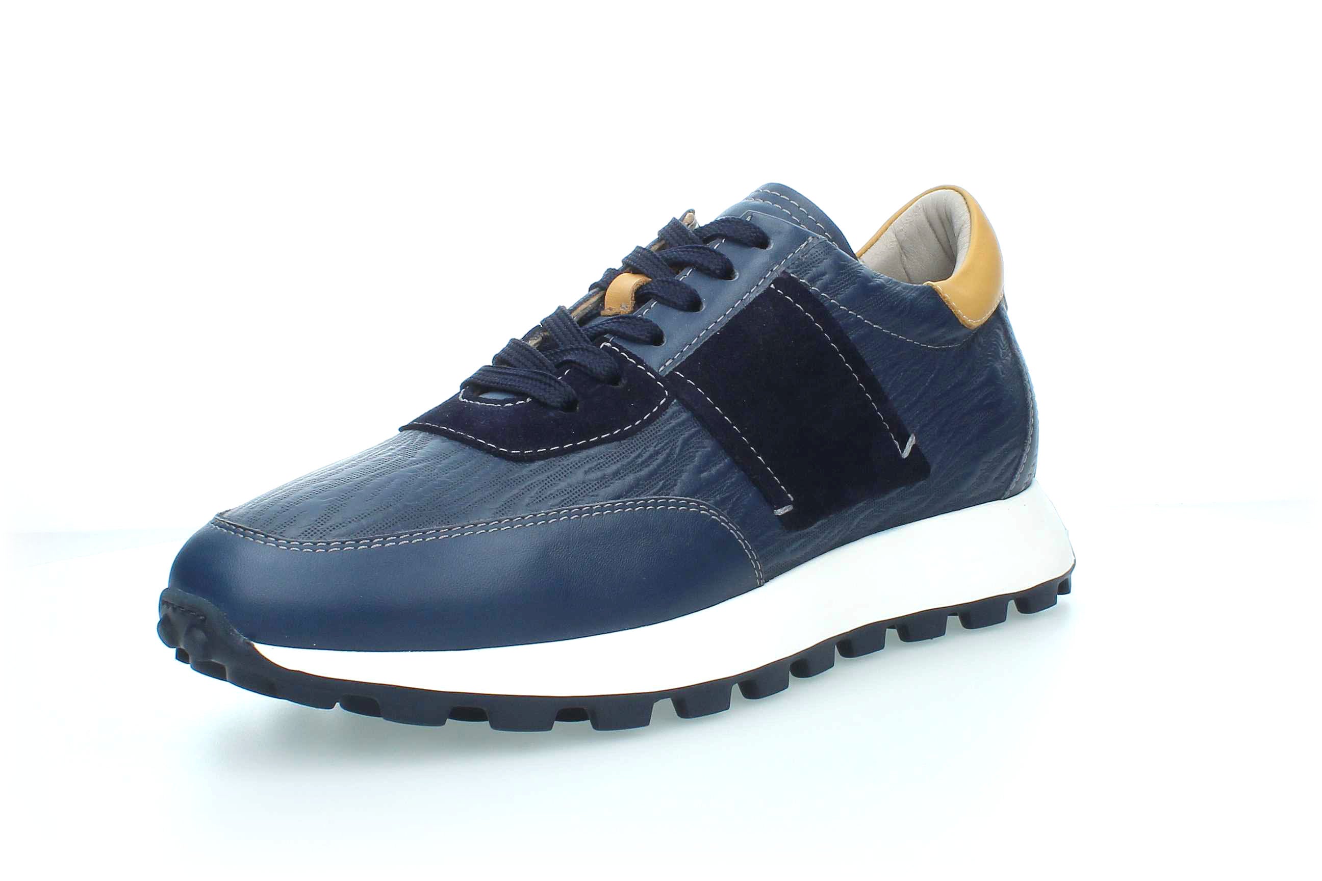 Triad | 5740