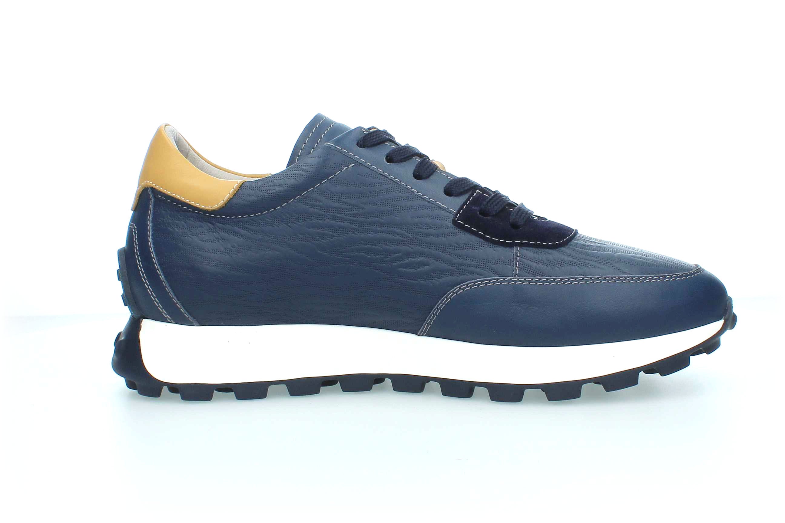 Triad | 5740