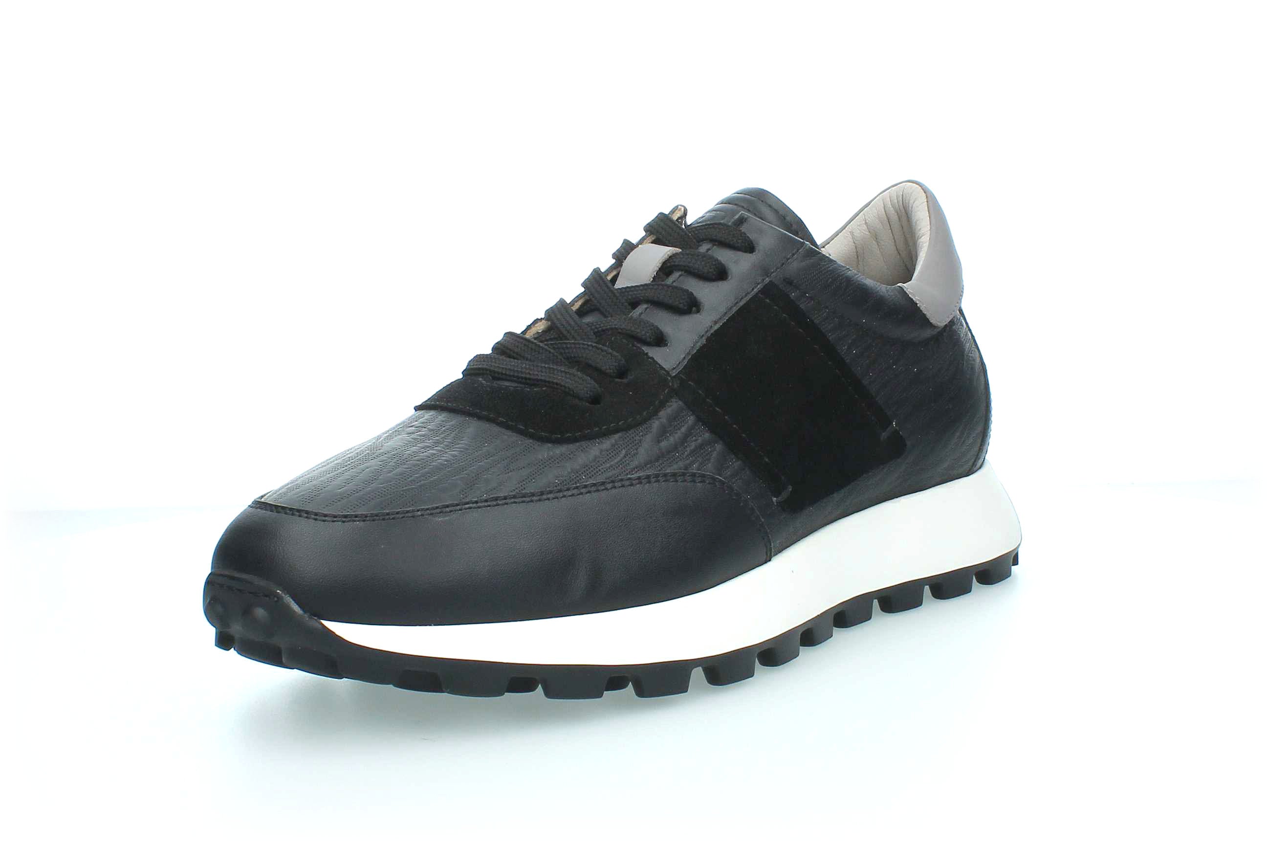 Triad | 5740
