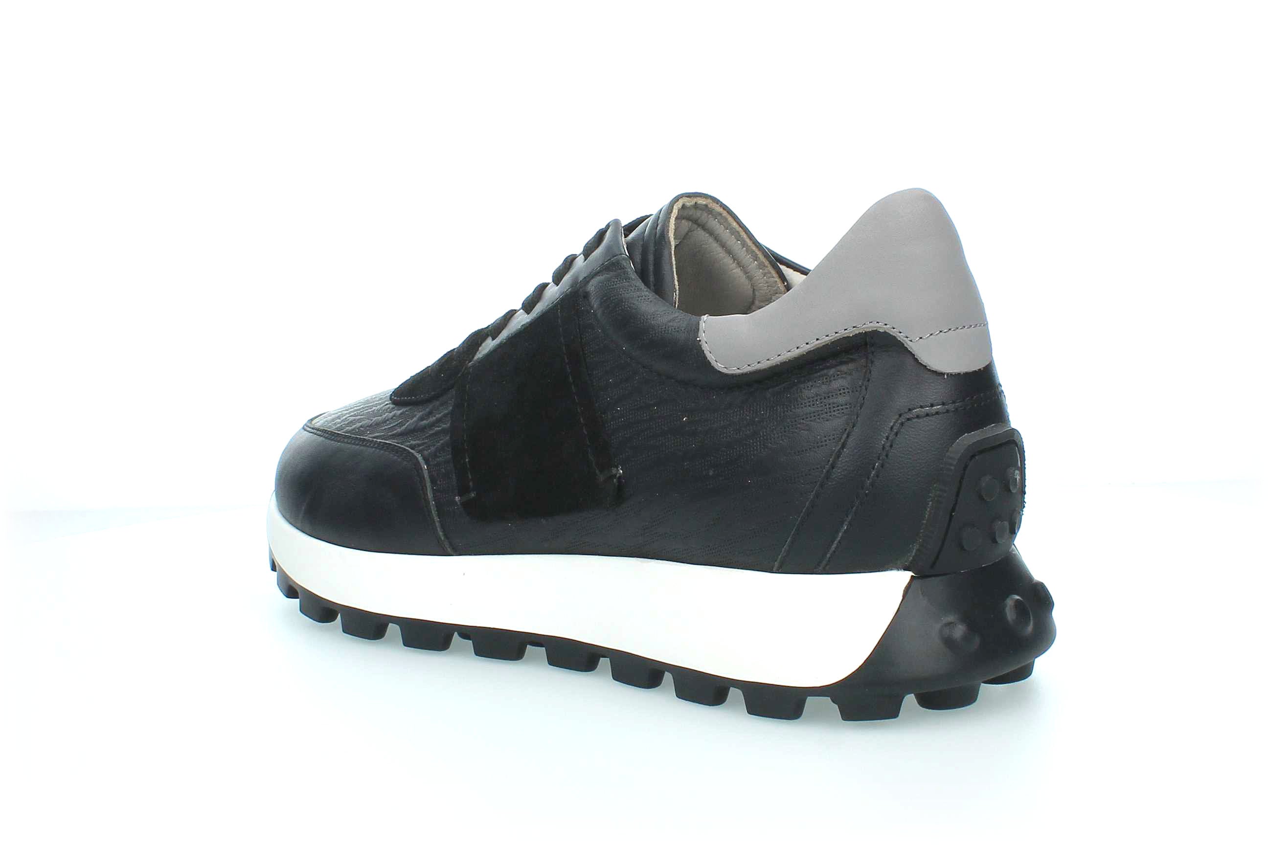 Triad | 5740