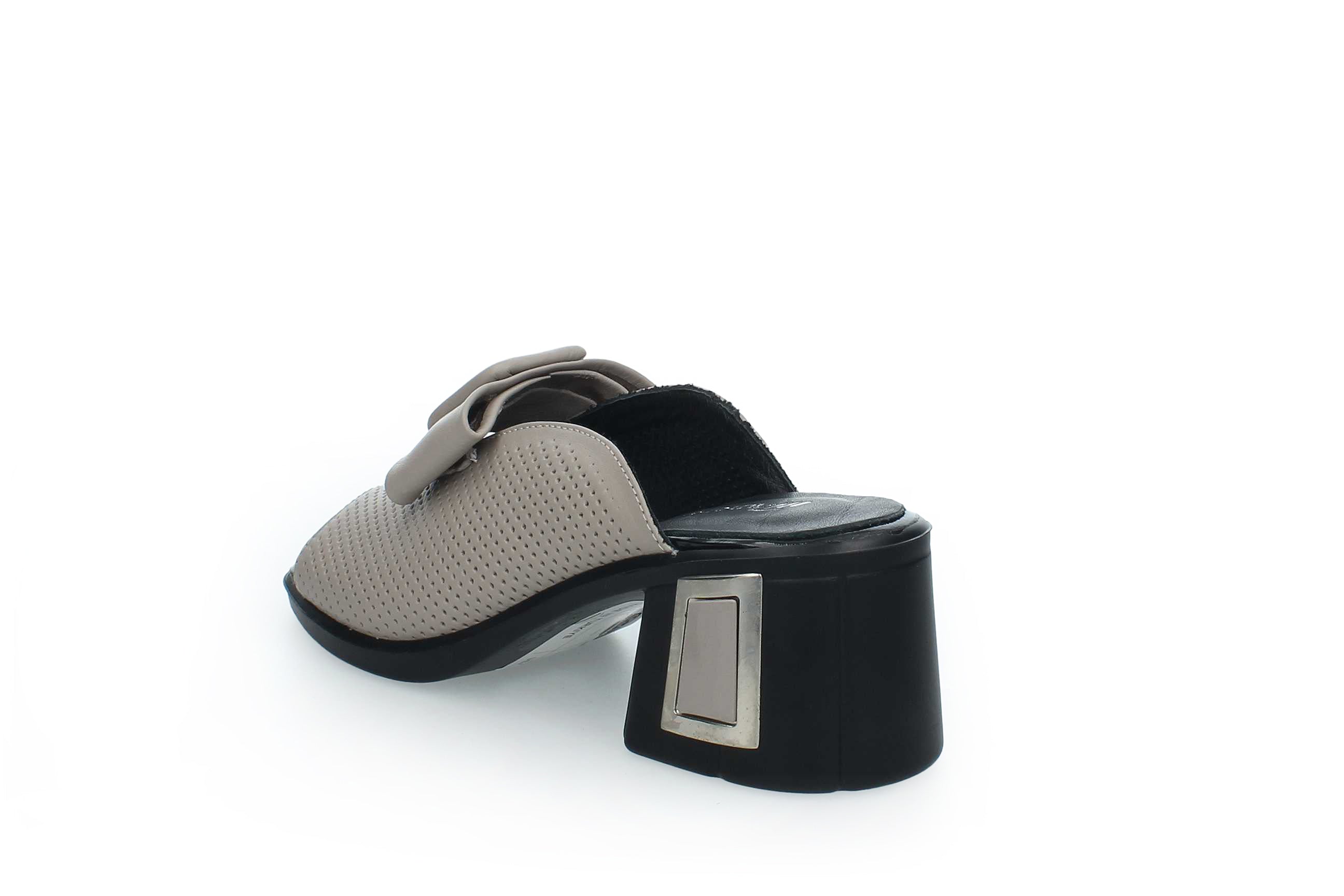 LuxeLounge | 2049506_1