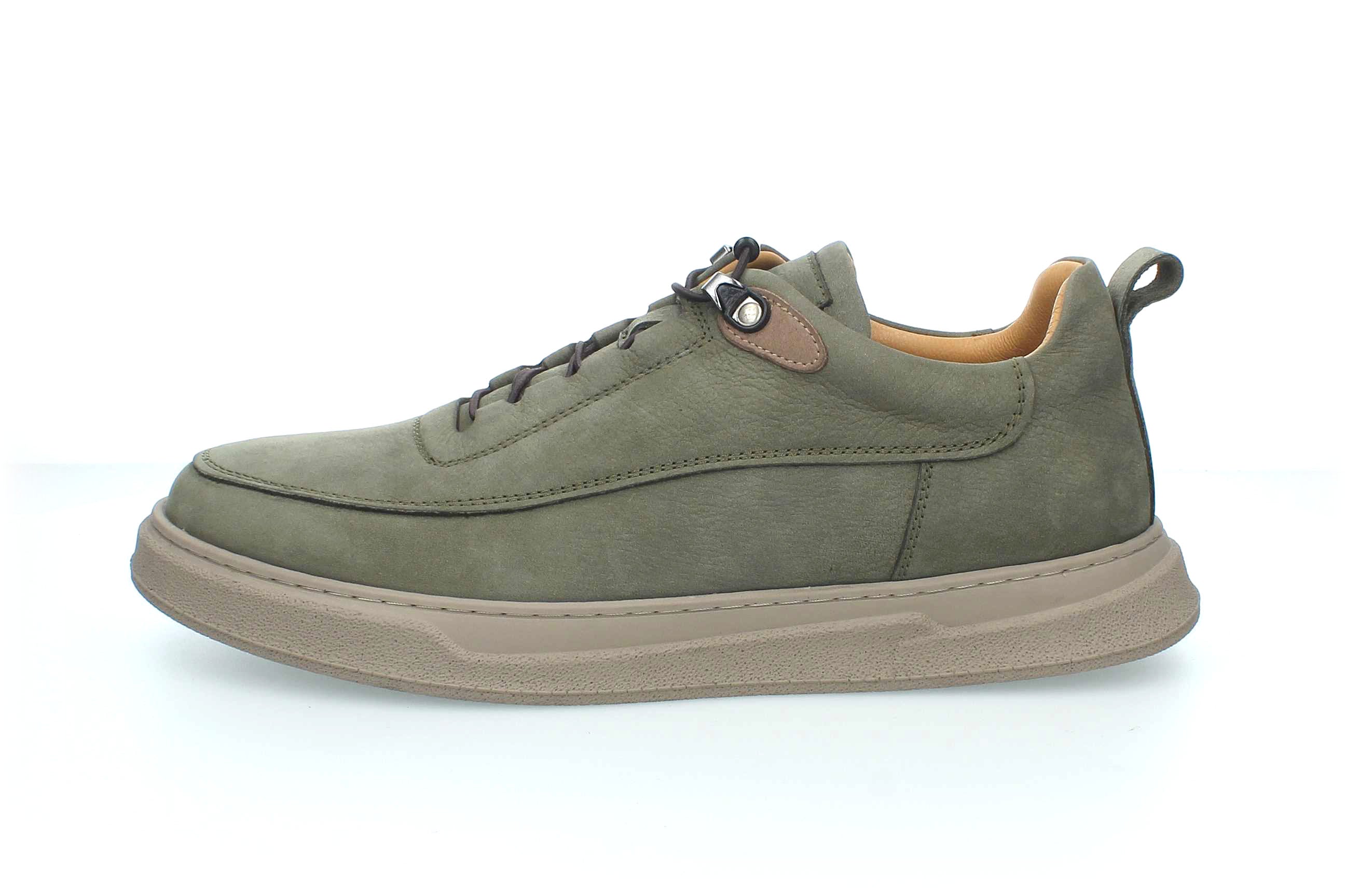 UrbanEase | 2442